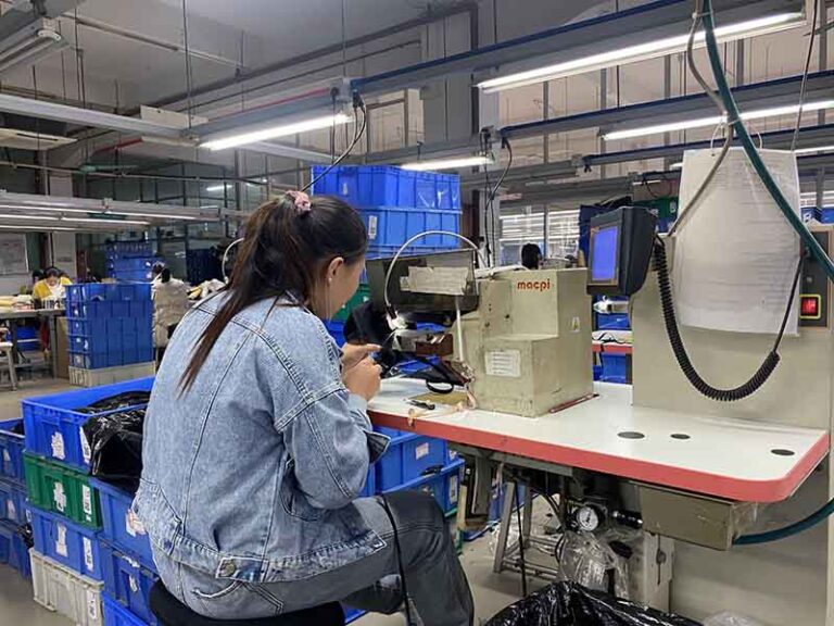 bra bonding machine-Italy Macpi